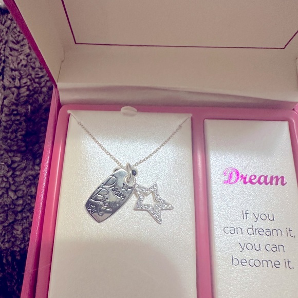 Sterling Silver Inspirational Necklace Dream Big - Picture 2 of 4